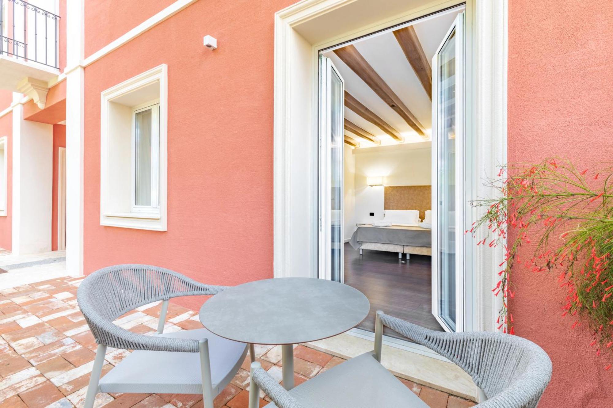 Raphael Hotel Arbatax Exterior photo